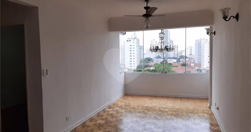 Apartamento com 2 quartos à venda ou para locação em Pinheiros - SP
