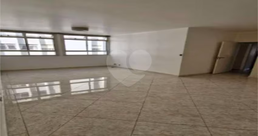 Apartamento com 3 quartos à venda em Paraíso - SP