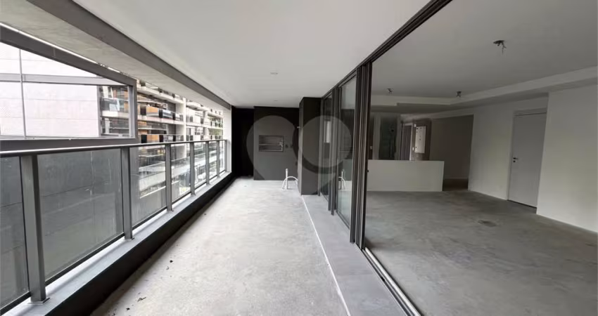 Apartamento com 3 quartos à venda em Alto Da Lapa - SP