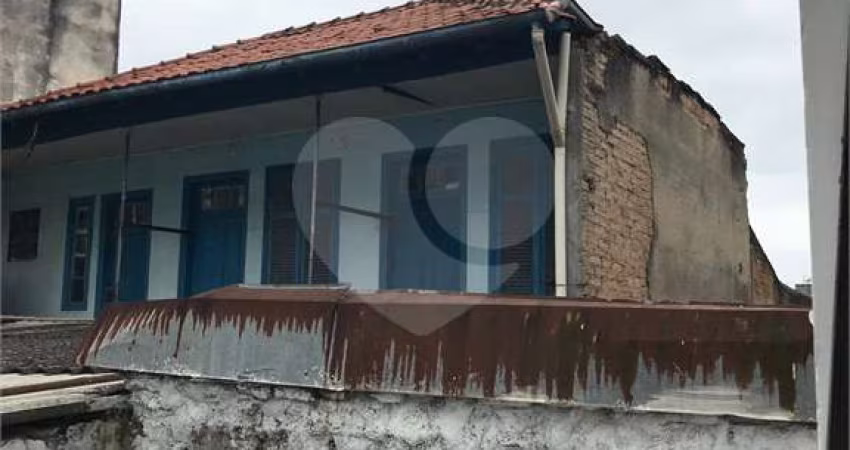 Casa com 3 quartos à venda em Barra Funda - SP