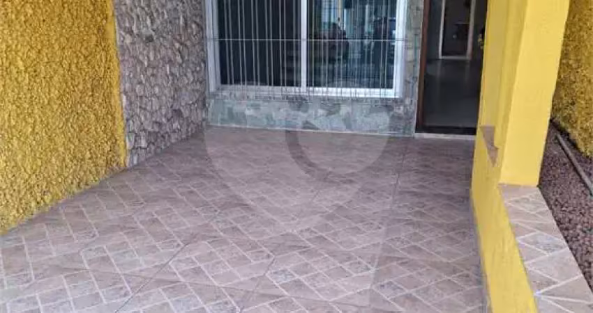 Sobrado com 3 quartos à venda ou para locação em Quarta Parada - SP