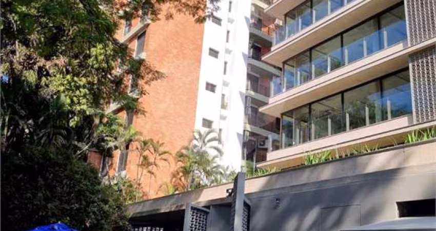 Apartamento com 4 quartos à venda em Vila Nova Conceição - SP