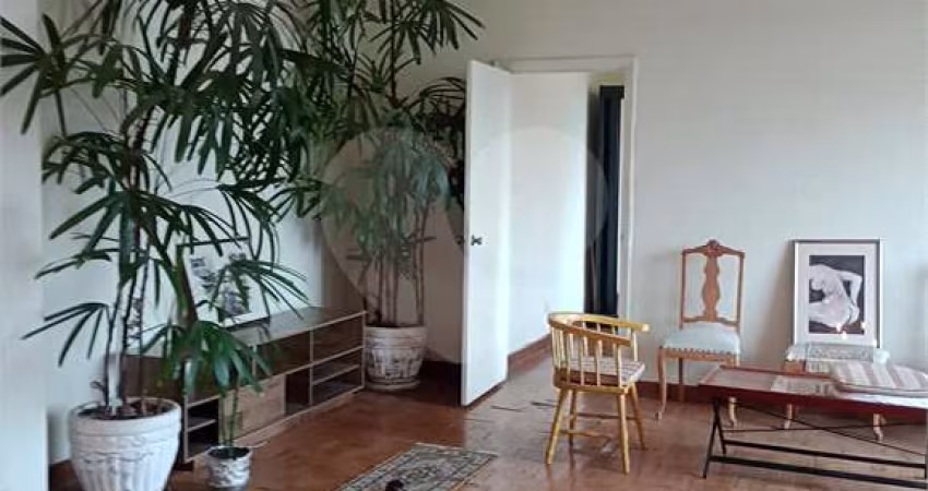 Apartamento com 4 quartos à venda ou para locação em Vila Mariana - SP
