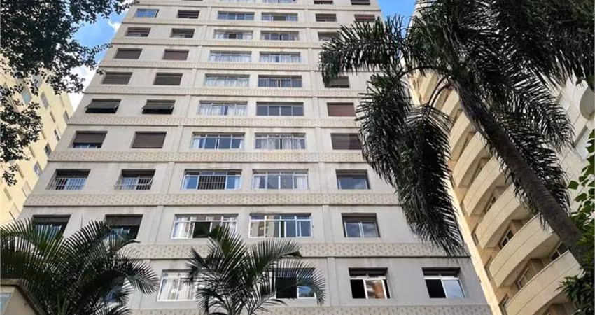 Apartamento com 3 quartos para locação em Perdizes - SP