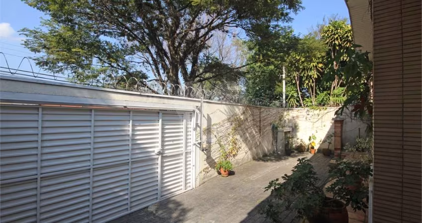 Sobrado com 3 quartos à venda em Vila Madalena - SP