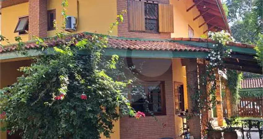 Sobrado com 4 quartos à venda em horto florestal - sp