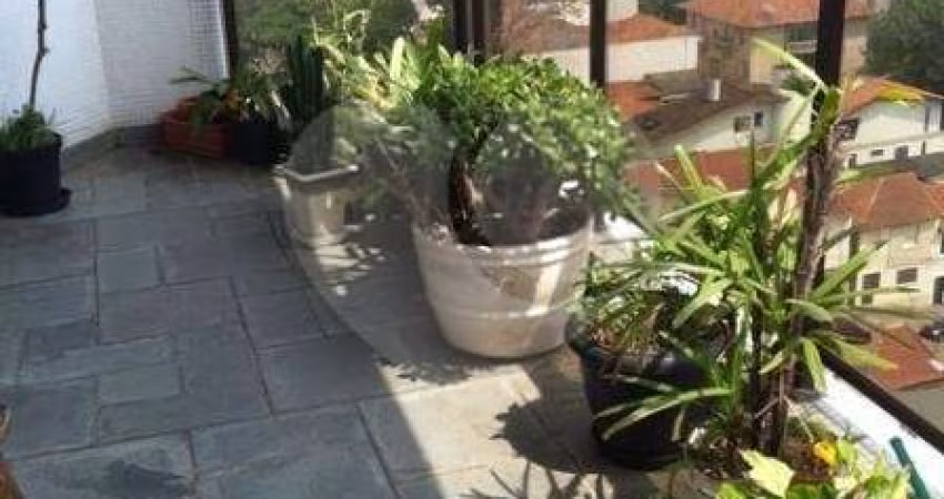 Apartamento com 4 quartos à venda em Cambuci - SP