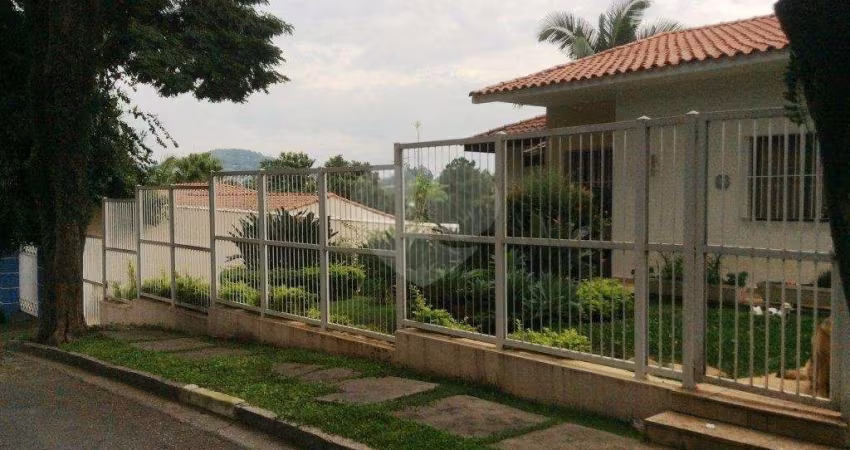Casa térrea com 4 quartos à venda ou para locação em Vila Albertina - SP