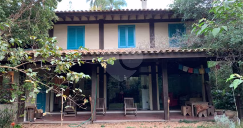 Condomínio com 5 quartos à venda ou para locação em Granja Viana - SP