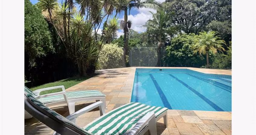 Casa com 5 quartos à venda ou para locação em Granja Viana - SP