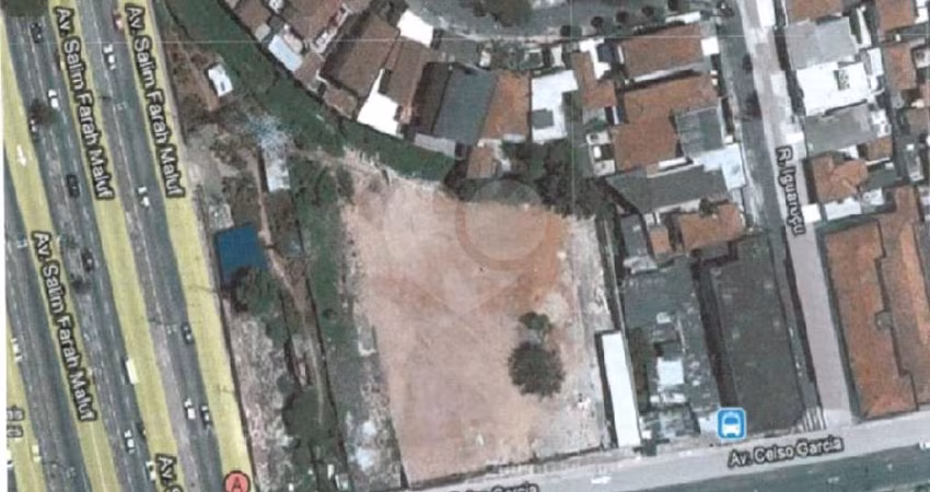 Terreno à venda em Tatuapé - SP