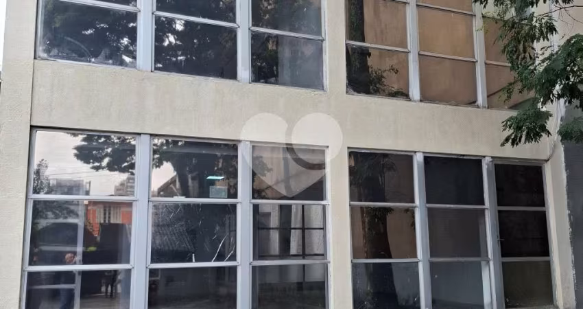 Prédio inteiro à venda ou para locação em Paraíso - SP