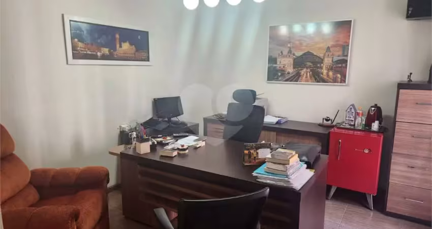 Casa com 4 quartos à venda na Rua José Alberto Senator, Lapa, São Paulo
