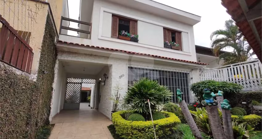 Casa com 3 quartos à venda na Rua Caitezal, Santana, São Paulo