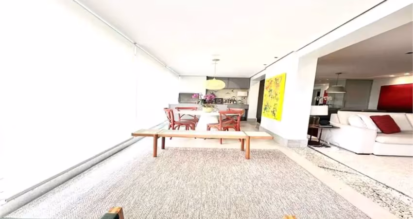 Apartamento com 3 quartos à venda em Vila Andrade - SP