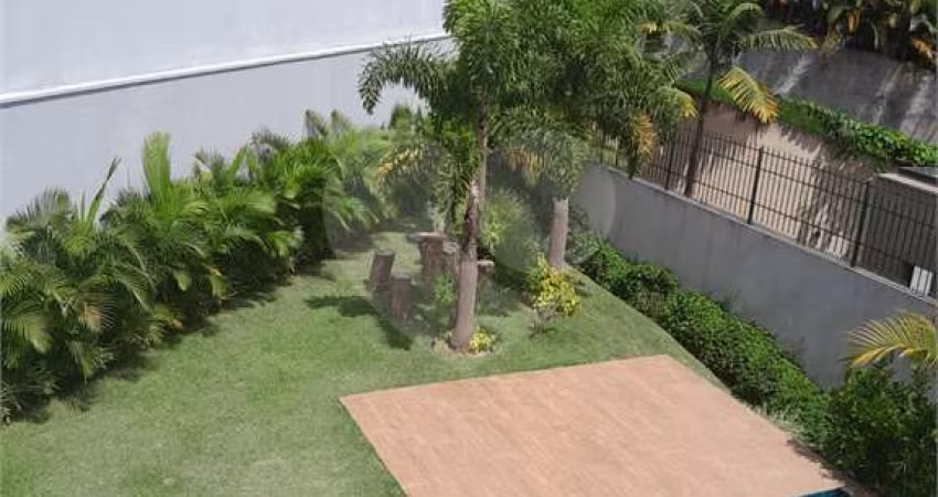 Casa com 3 quartos à venda ou para locação em Moinho Velho - SP