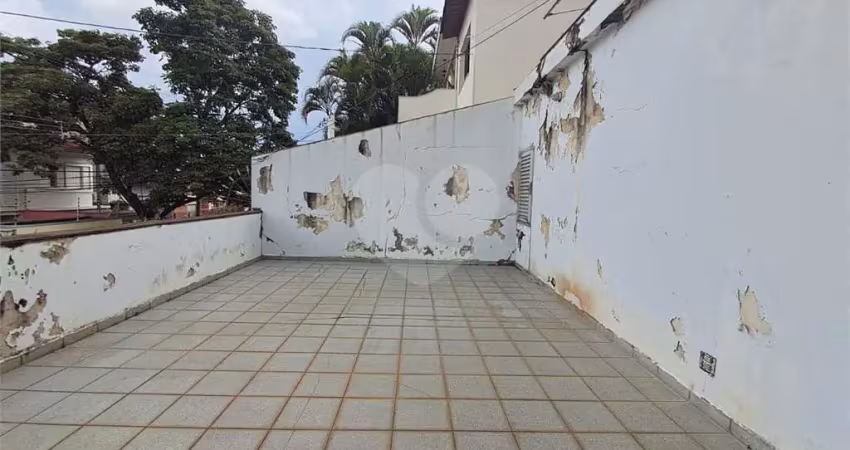 Casa com 3 quartos à venda na Rua João Fraissat, Vila Romana, São Paulo