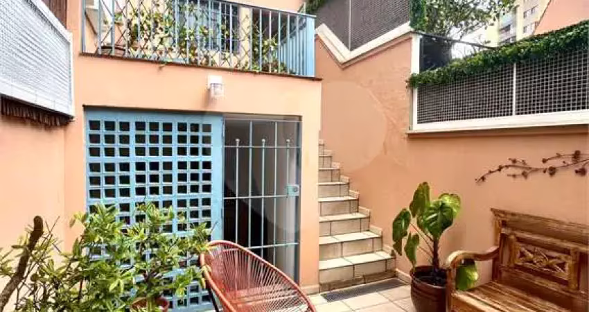 Casa com 2 quartos à venda na Rua Bergamota, Alto da Lapa, São Paulo