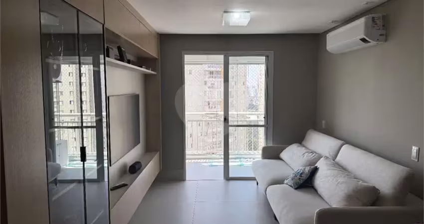 Apartamento com 3 quartos à venda na Rua Tuiuti, Tatuapé, São Paulo
