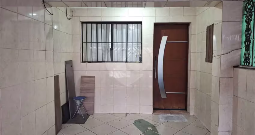 Casa com 3 quartos à venda na Rua Siqueira Afonso, Pari, São Paulo