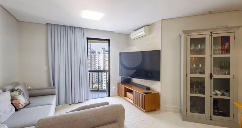Apartamento com 3 quartos à venda na Rua Gaivota, Moema, São Paulo