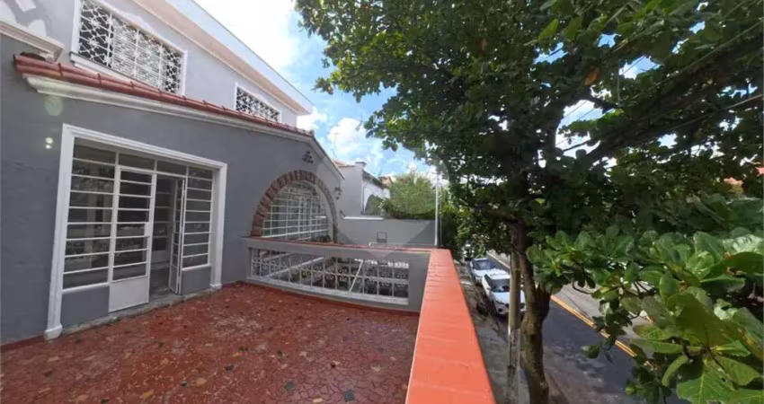 Casa com 3 quartos à venda na Rua Armando Brussolo, Vila Romana, São Paulo