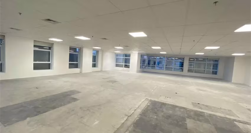 Sala comercial para alugar na Avenida Presidente Juscelino Kubitschek, Vila Nova Conceição, São Paulo