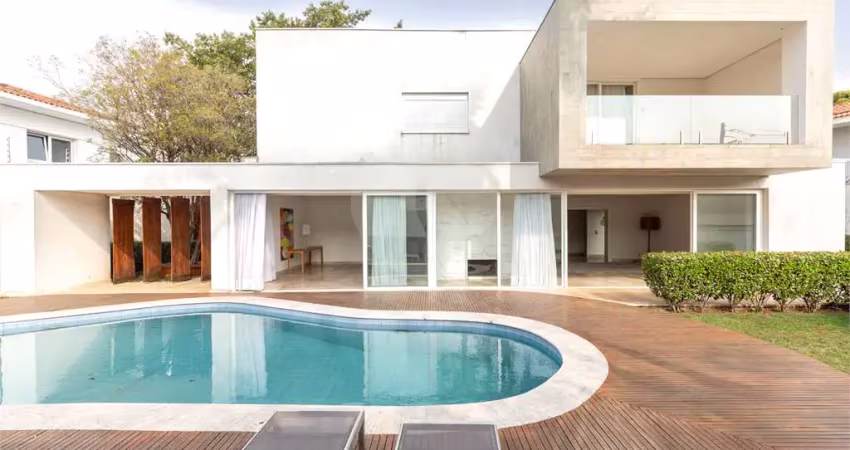 Casa com 4 quartos à venda na México, Jardim América, São Paulo