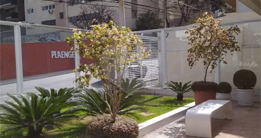 Apartamento com 3 quartos à venda na Rua Doutor Melo Alves, Cerqueira César, São Paulo