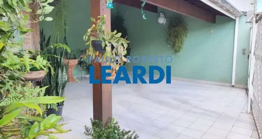 Casa com 4 quartos à venda na Vila Helena, Atibaia 