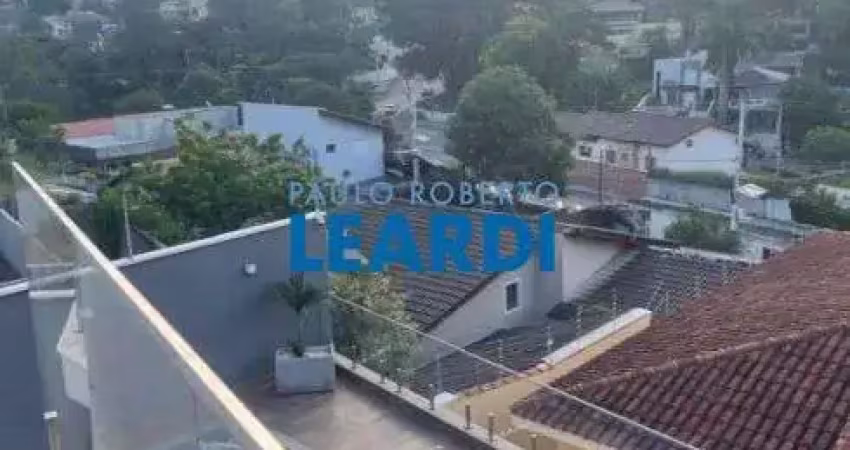 CASA ASSOBRADADA - JARDIM JARAGUÁ - SP