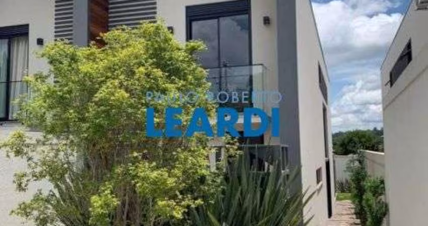 CASA ASSOBRADADA - JARDIM DOS PINHEIROS - SP