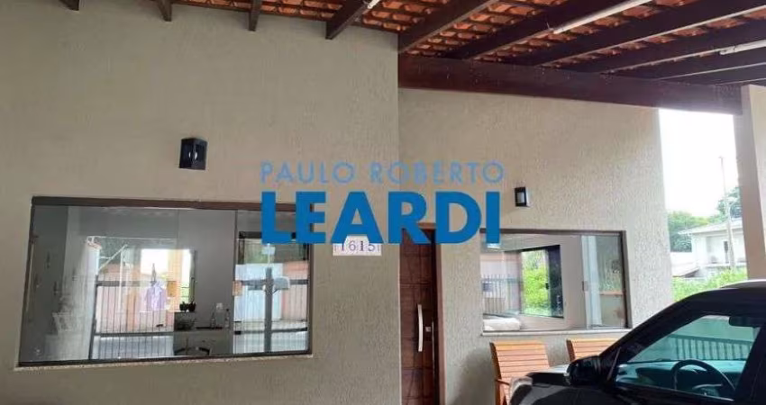 CASA ASSOBRADADA - VILA SANTISTA - SP