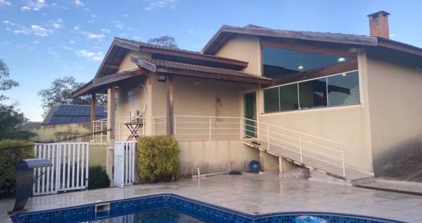 Excelente Casa para Locação no Condomínio Parque das Garças II