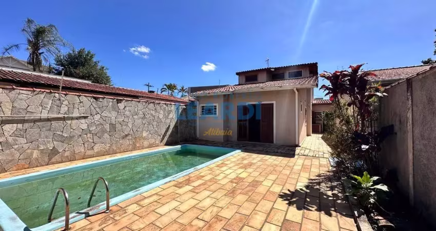 Casa com 4 dormitórios, 180 m² - venda por r$ 910.000 ou aluguel por r$ 4.270/mês - atibaia jardim - atibaia/sp