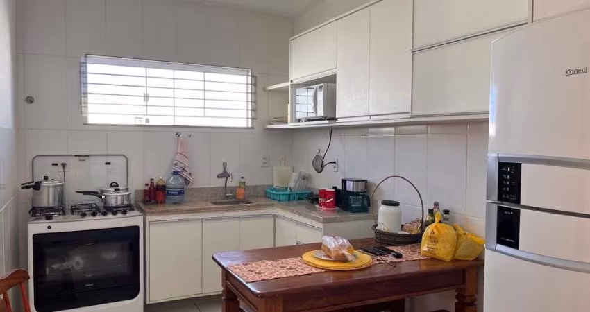 Casa com 2 dormitórios à venda, 89 m² por R$ 400.000,00 - Ipitanga - Lauro de Freitas/BA