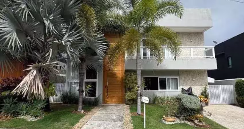 Sobrado 4 suítes com piscina em Alphaville