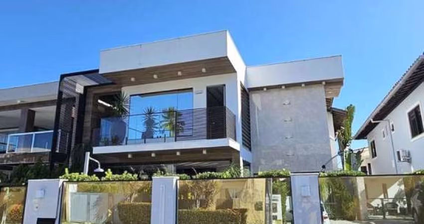 Casa com 4 dormitórios à venda, 292 m² por R$ 1.800.000 - Jockei Club - Lauro de Freitas/BA