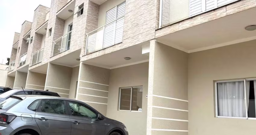 Sobrado com 2 suítes a venda!