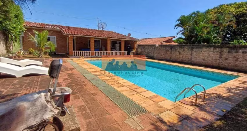 Casa à venda 3 Quartos, 1 Suite, 4 Vagas, 1027.2M², Vila Hollândia, Campinas - SP