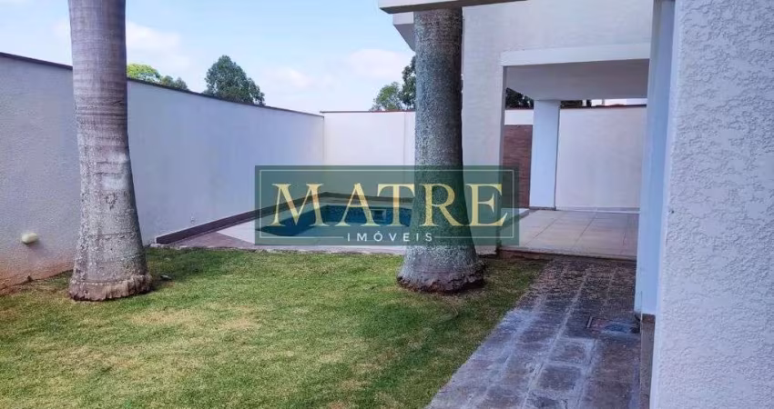 Casa com 3 suítes(Master com Closet)