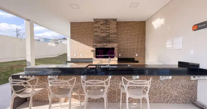 Apartamento com 2 quartos para alugar na Avenida Comendador Franco, 7770, Uberaba, Curitiba
