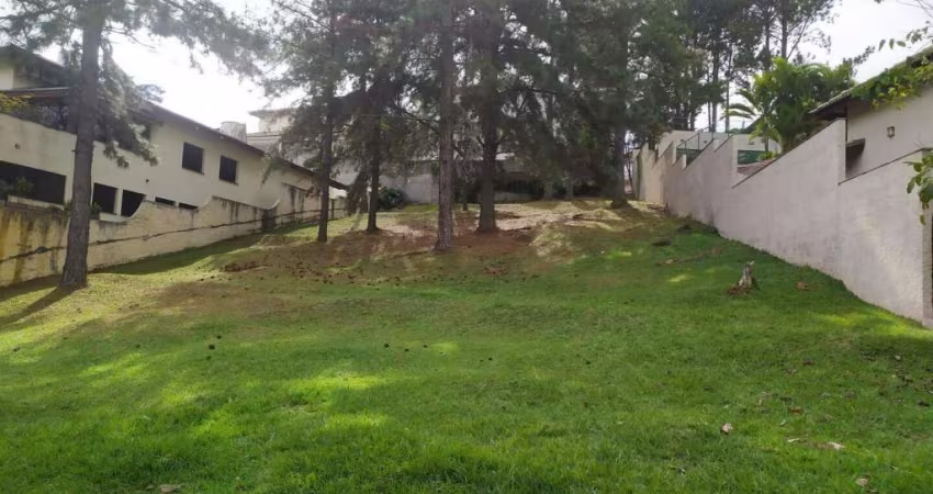 TERRENO À VENDA NO ALPHAVILLE RESIDENCIAL 10 – 927,75M² COM 26M DE FRENTE