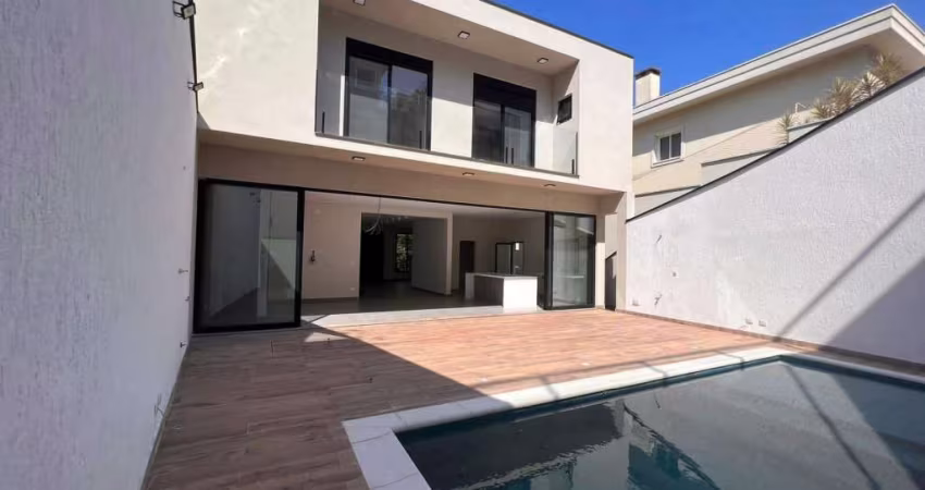 CASA A VENDA NO CONDOMÍNIO ALPHA SÍTIO TAMBORÉ.