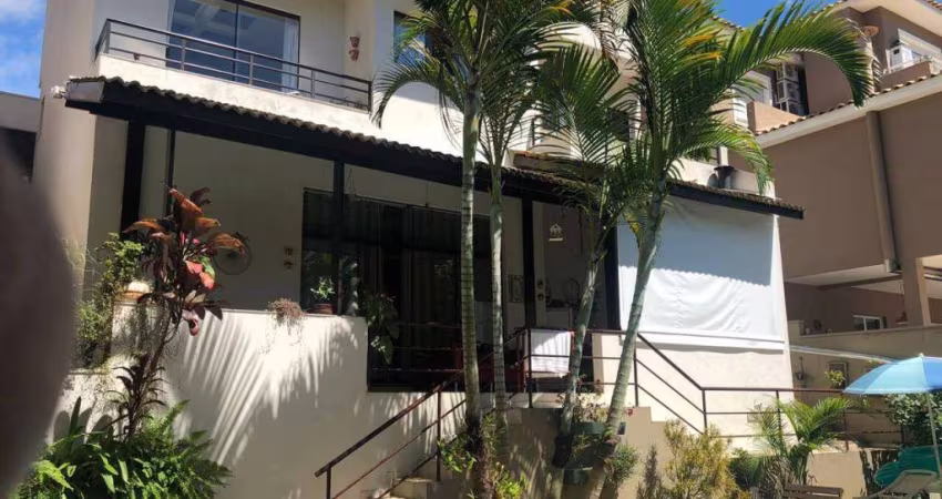 CASA A VENDA ALPHAVILLE - ALPHA CONDE.