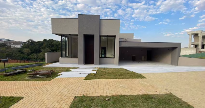 CASA SEMI TERREA A VENDA - COND BURLE MAX - ALPHAVILLE