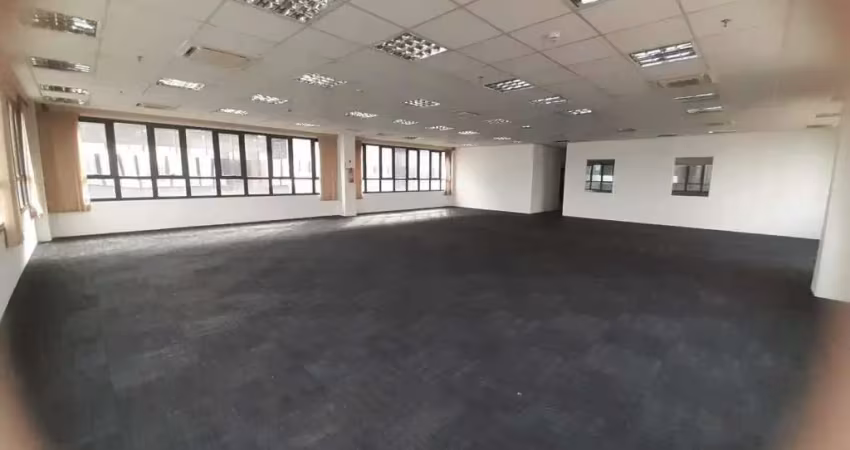 Ponto comercial para alugar na Avenida Sagitário, Sítio Tamboré Alphaville, Barueri
