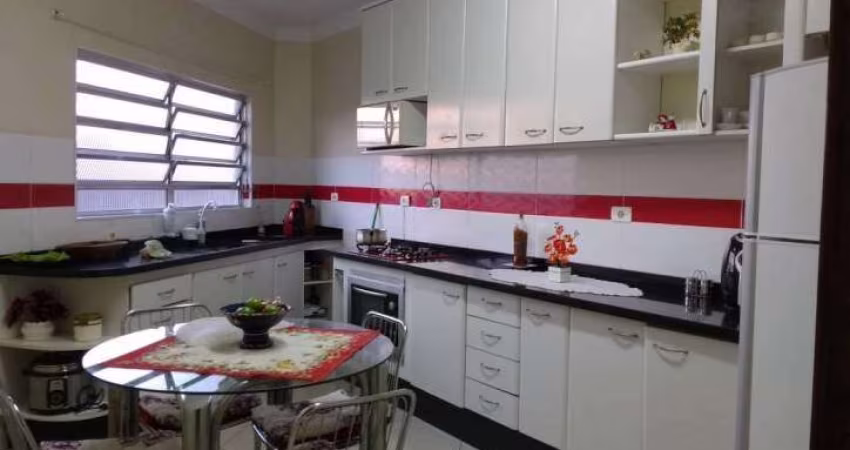 Casa A Venda de 210 m² Veloso em Osasco