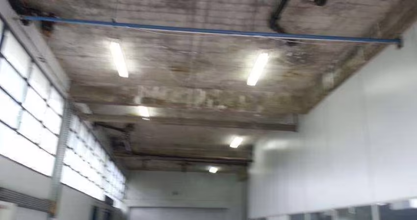 Galpão Aluguel 300 m² em Jandira