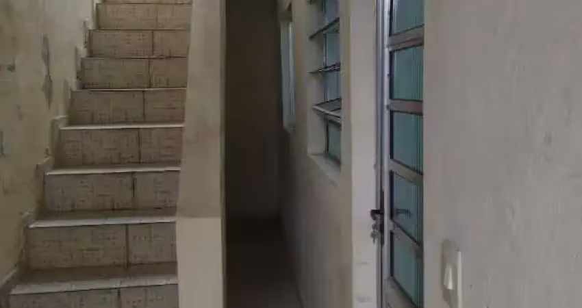 Casa com 1 quarto para alugar na Rua Mar da Galiléia, Parque Ribeiro de Lima, Barueri